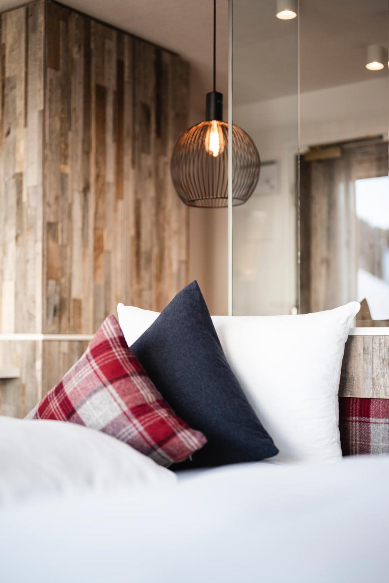 Hotel Ladinia Ла Виля Екстериор снимка