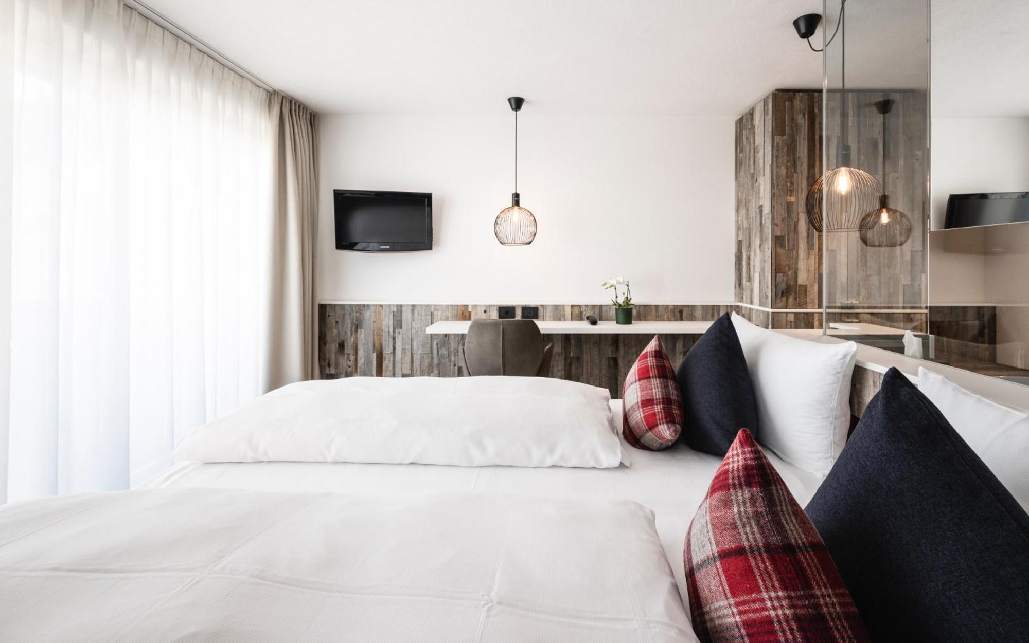 Hotel Ladinia Ла Виля Екстериор снимка